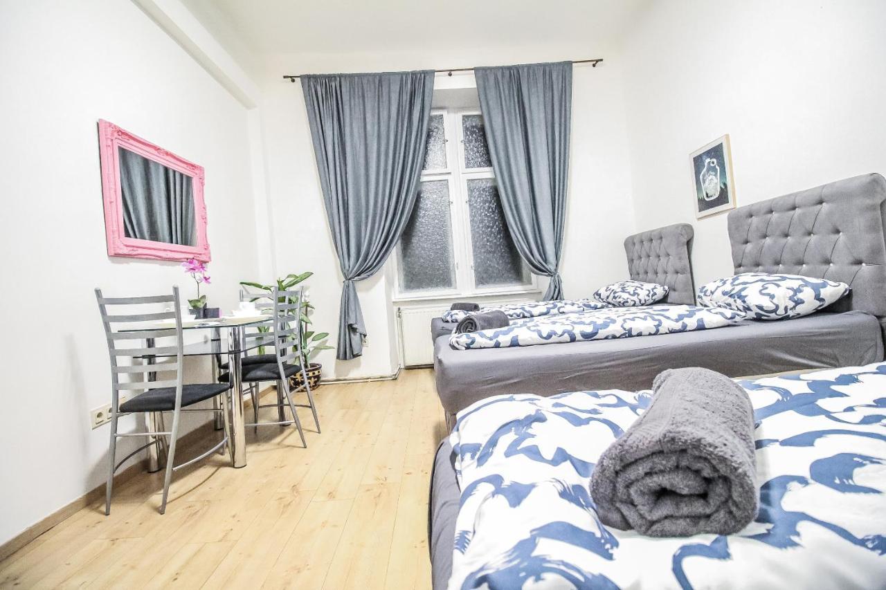Comfort Quad Room Hn فيينا المظهر الخارجي الصورة