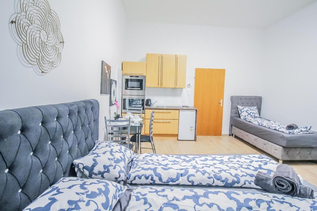 Comfort Quad Room Hn فيينا المظهر الخارجي الصورة